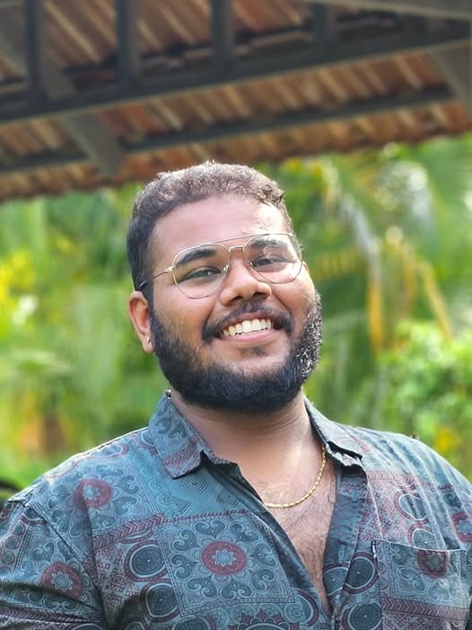 അവിട്ടത്തൂരിന്റെ അഭിമാനം; ഓക്സ്ഫഡ് മുതൽ യൂറോപ്പിലെ മൂന്ന് ഗ്ലോബൽ ഫെലോഷിപ്പുകൾ വരെ നേടി ആദർശ്