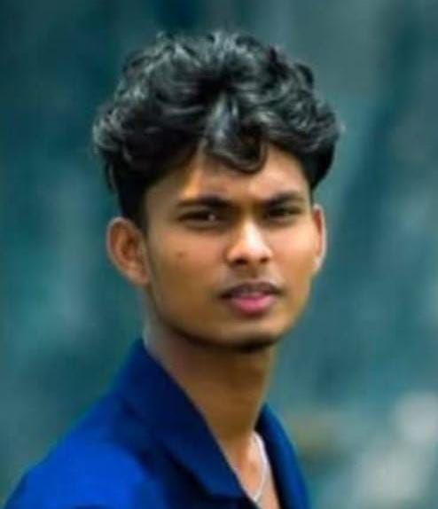 വെള്ളാങ്ങല്ലൂർ സ്വദേശി ബൈക്കപകടത്തിൽ മരിച്ചു