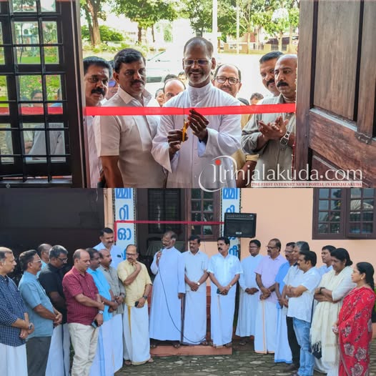 സെയ്ന്റ് തോമസ് കത്തീഡ്രലിൽ ജൂലൈ 3 ന് നടക്കുന്ന ദുക്റാന തിരുന്നാളിന് മുന്നോടിയായി തിരുന്നാൾ കമ്മിറ്റി ഓഫീസ് കത്തീഡ്രൽ വികാരി റവ ഫാ ഡോ ലാസർ കുറ്റിക്കാടൻ ഉത്ഘാടനം ചെയ്തു
